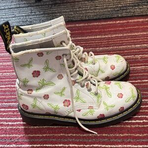Vintage Dr. Martens White Boots with Green and Pink Butterfly Rose Design AW004